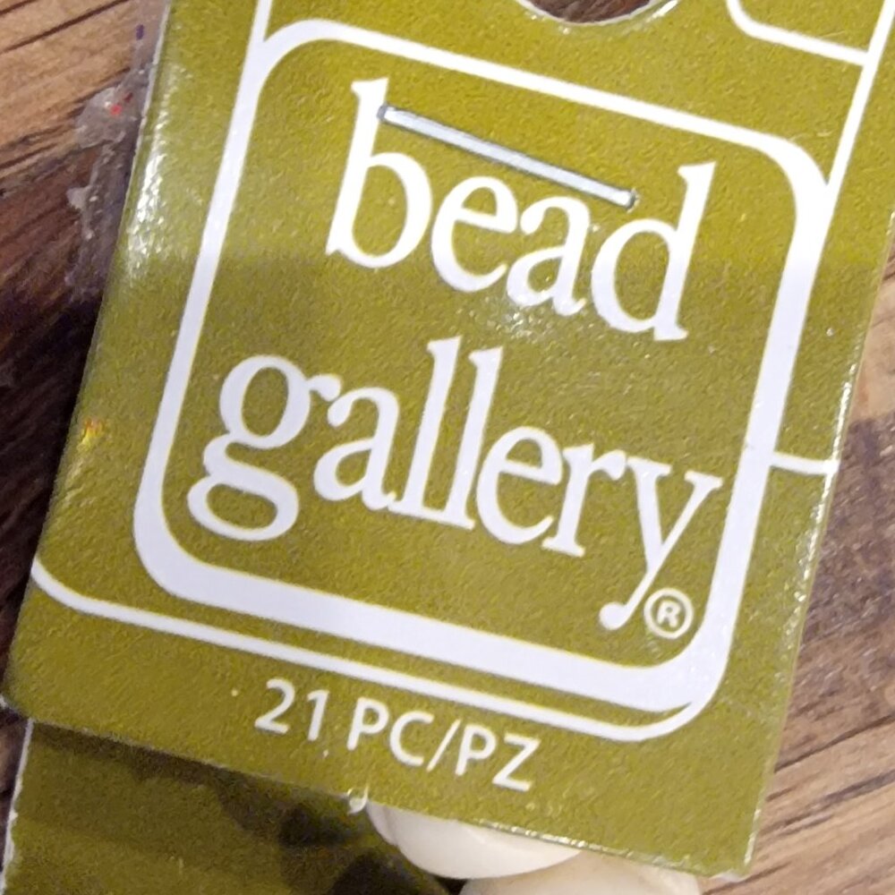 Mix Bone 12x35MM Carved Bead 21PC Strand Halcraft Bead Gallery - Picture 7 of 8